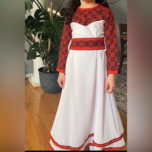 Traditional Palestinian kids Thob kids size 6-7 years girls